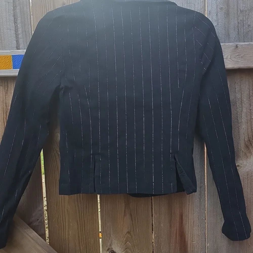Embroidered Blazer - Picture 5 of 6